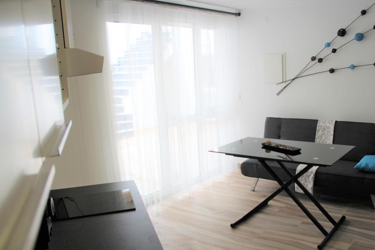 Casa Do Bairro By Cosycasa Praia เปนิช ภายนอก รูปภาพ